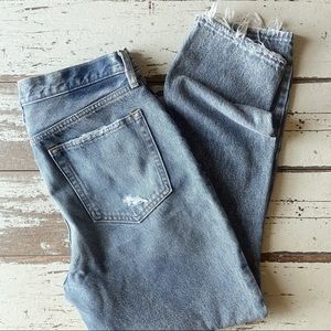 Abercrombie & Fitch High Rise Mom Jeans